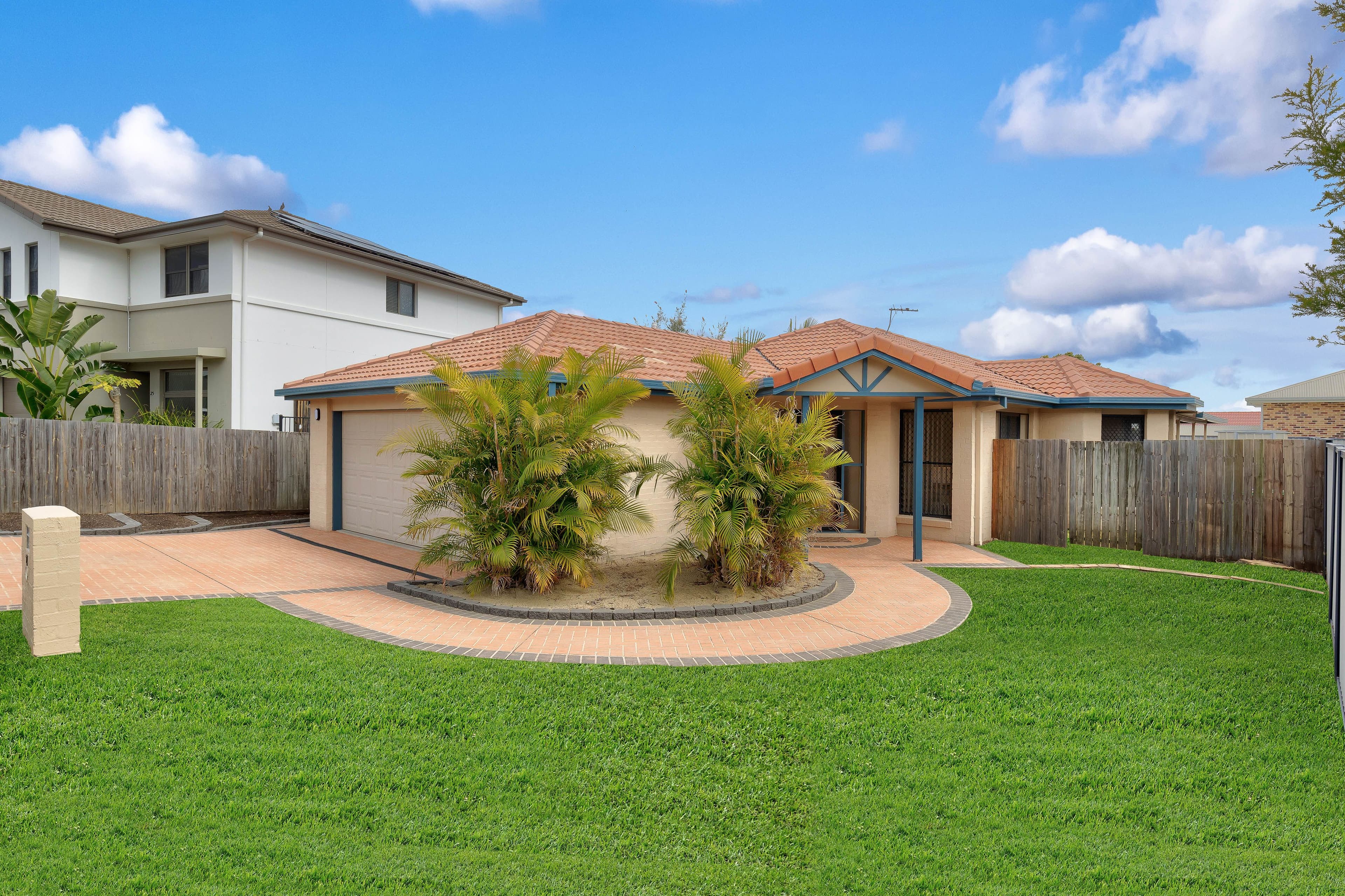 21 Somerset Place, Parkinson QLD 4115, Parkinson - Thumbnail 2