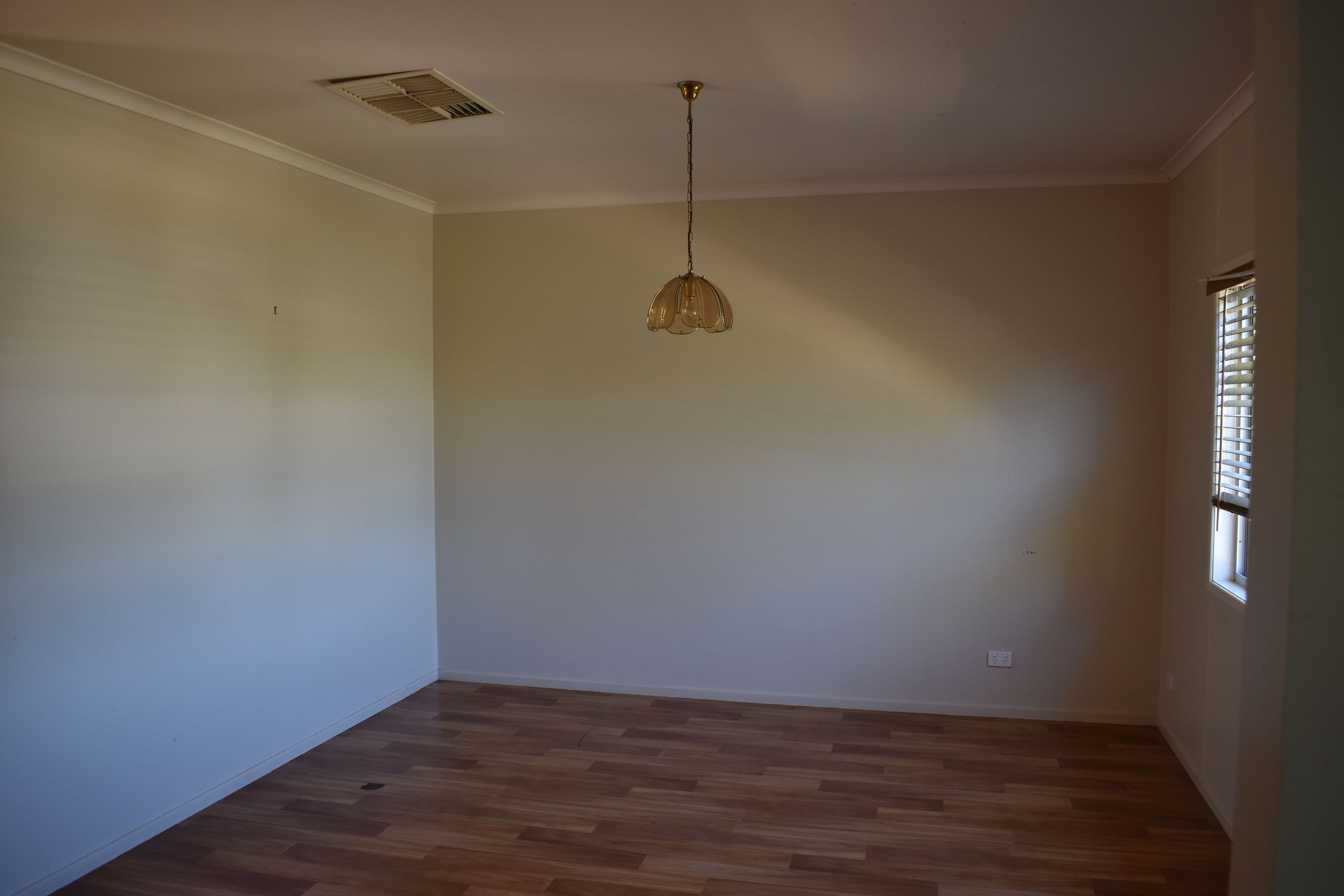 19 Garnet Street, Emerald QLD 4720, Emerald - Thumbnail 7