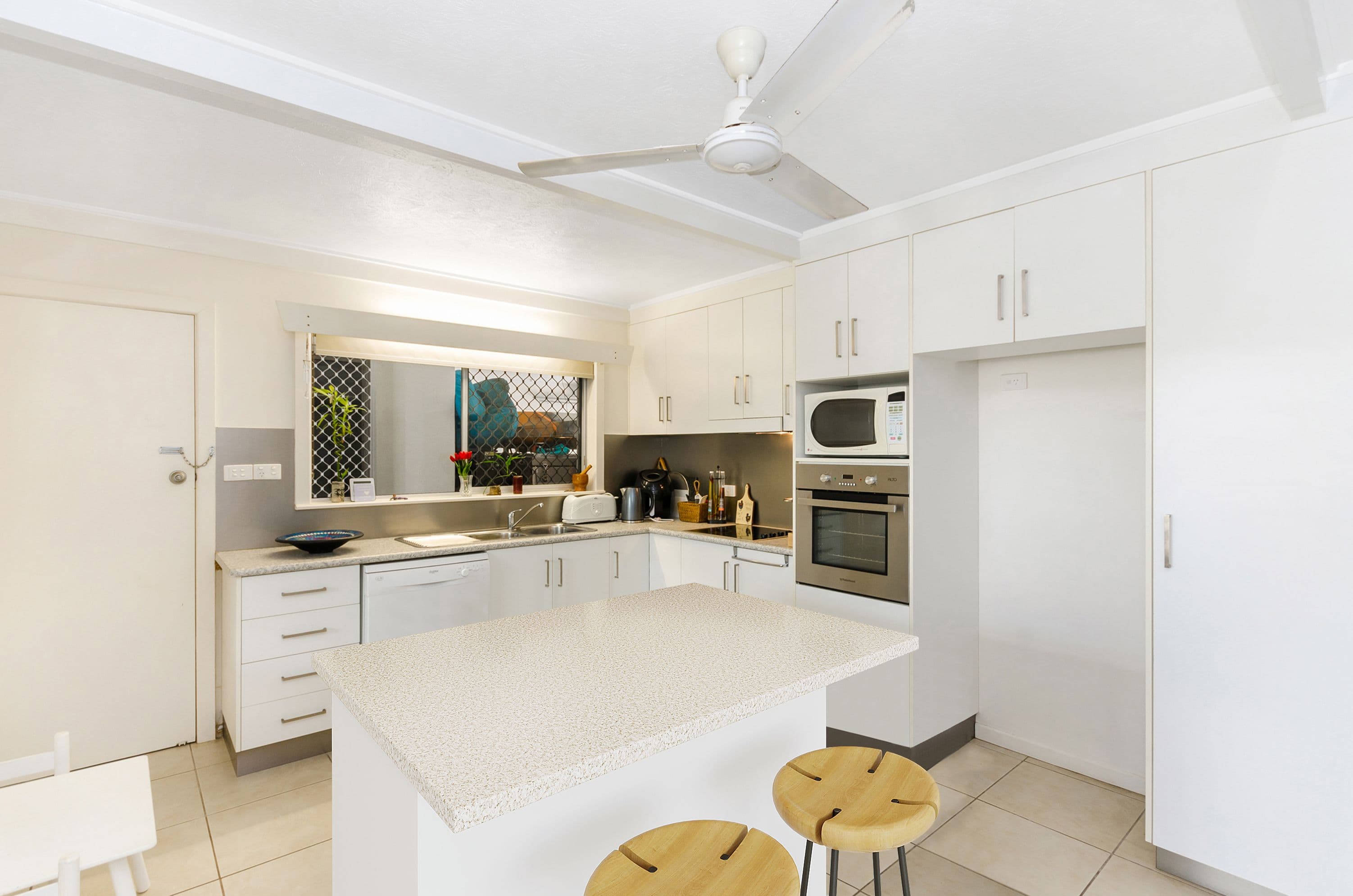 18 McBride Street, Heatley QLD 4814, Heatley - Thumbnail 4