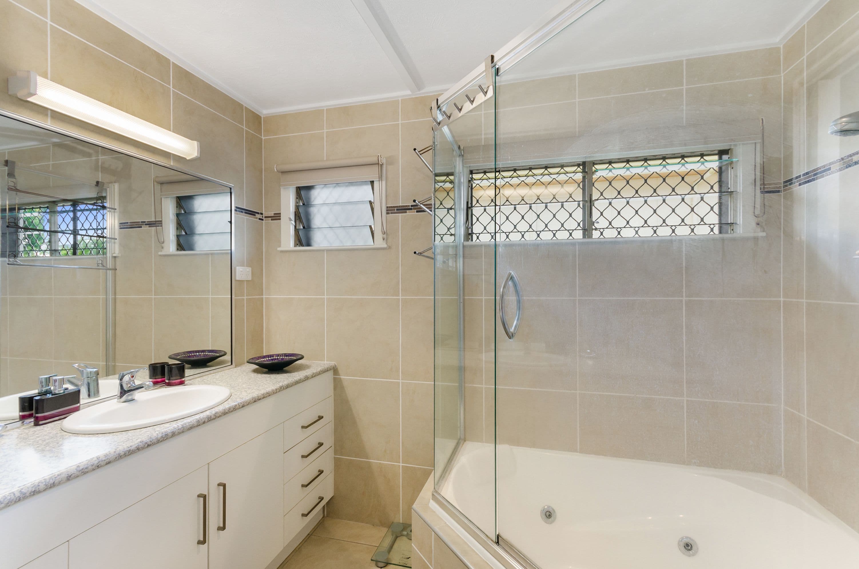 18 McBride Street, Heatley QLD 4814, Heatley - Thumbnail 6