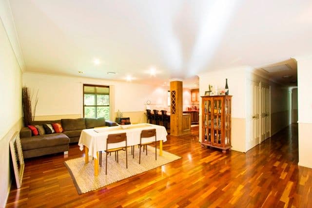 63  Lydford Close, BONOGIN QLD 4213, Bonogin - Thumbnail 4