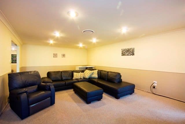 63  Lydford Close, BONOGIN QLD 4213, Bonogin - Thumbnail 6