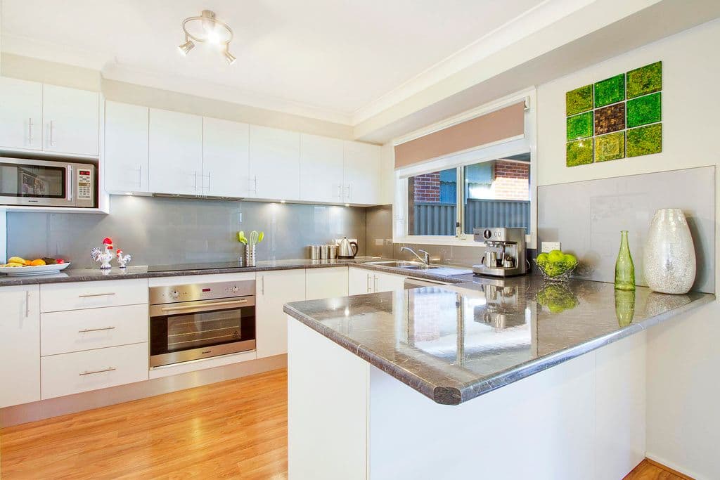 5 O'Dea Place, North Richmond - Image 1