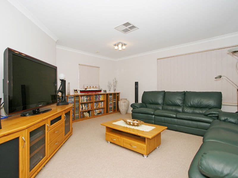 24 Penlea Glade, KIARA WA 6054, Kiara - Thumbnail 3