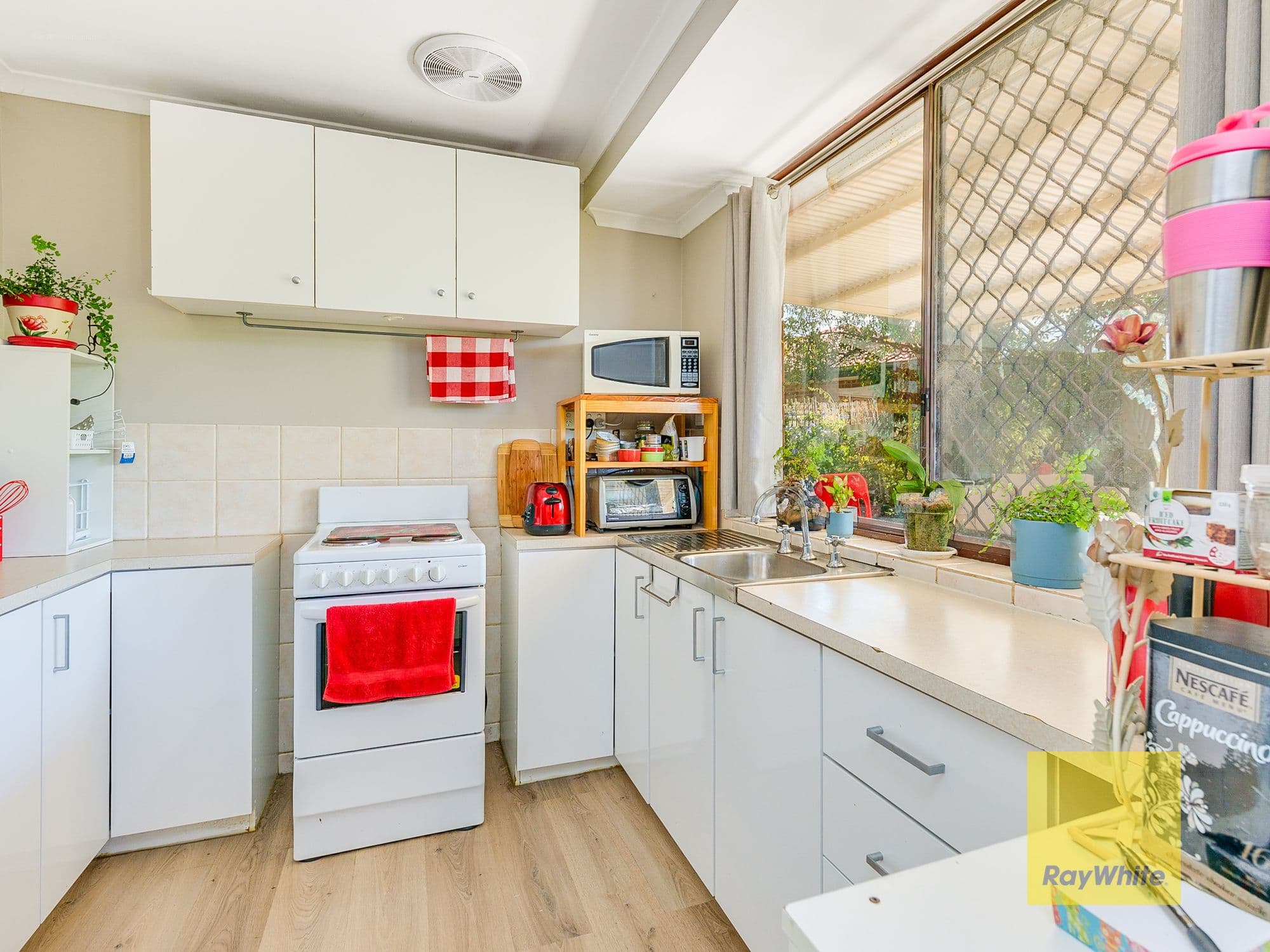 1 Jubilee Road, Forrestfield WA 6058, Forrestfield - Thumbnail 7
