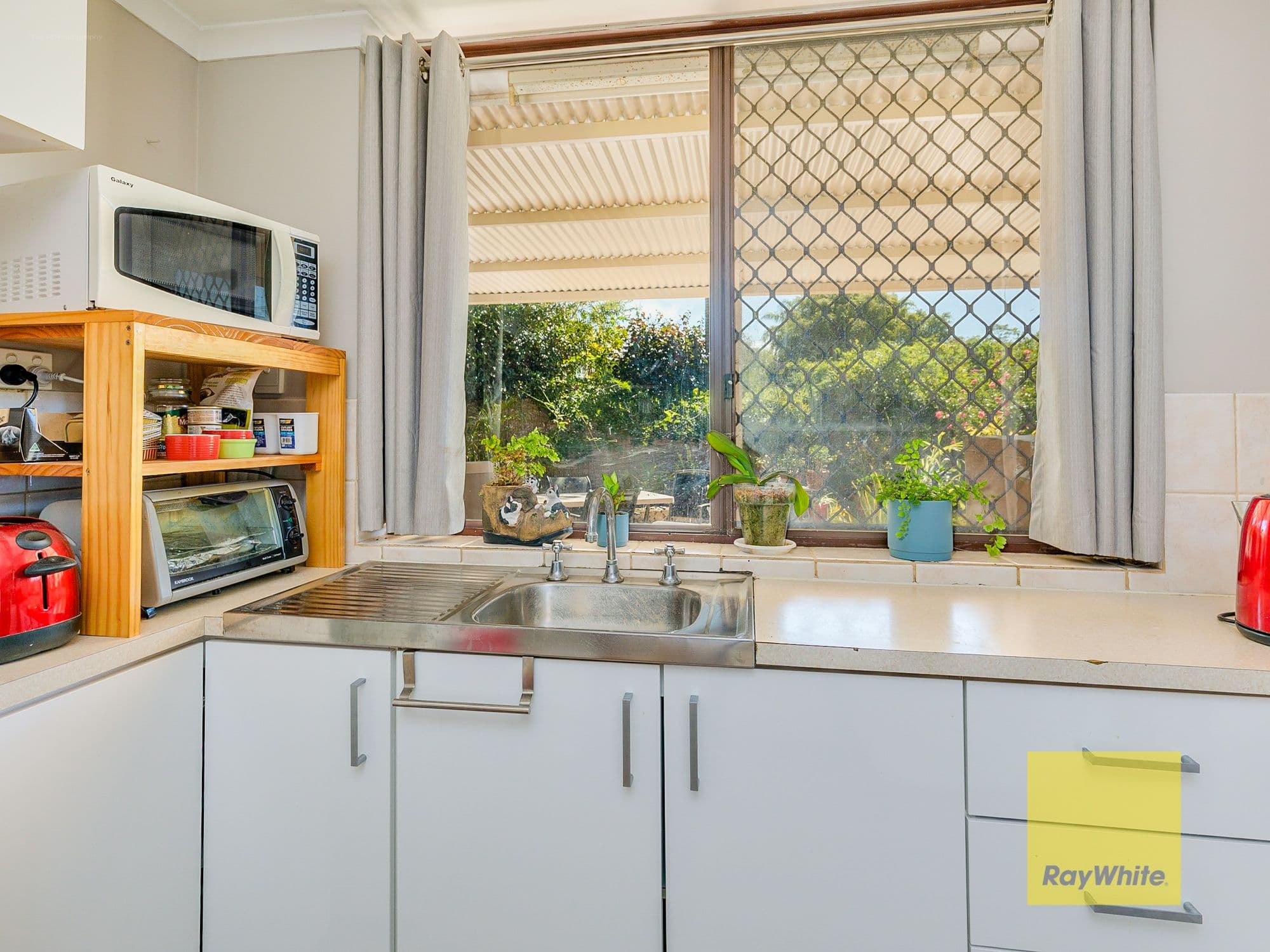 1 Jubilee Road, Forrestfield WA 6058, Forrestfield - Thumbnail 8