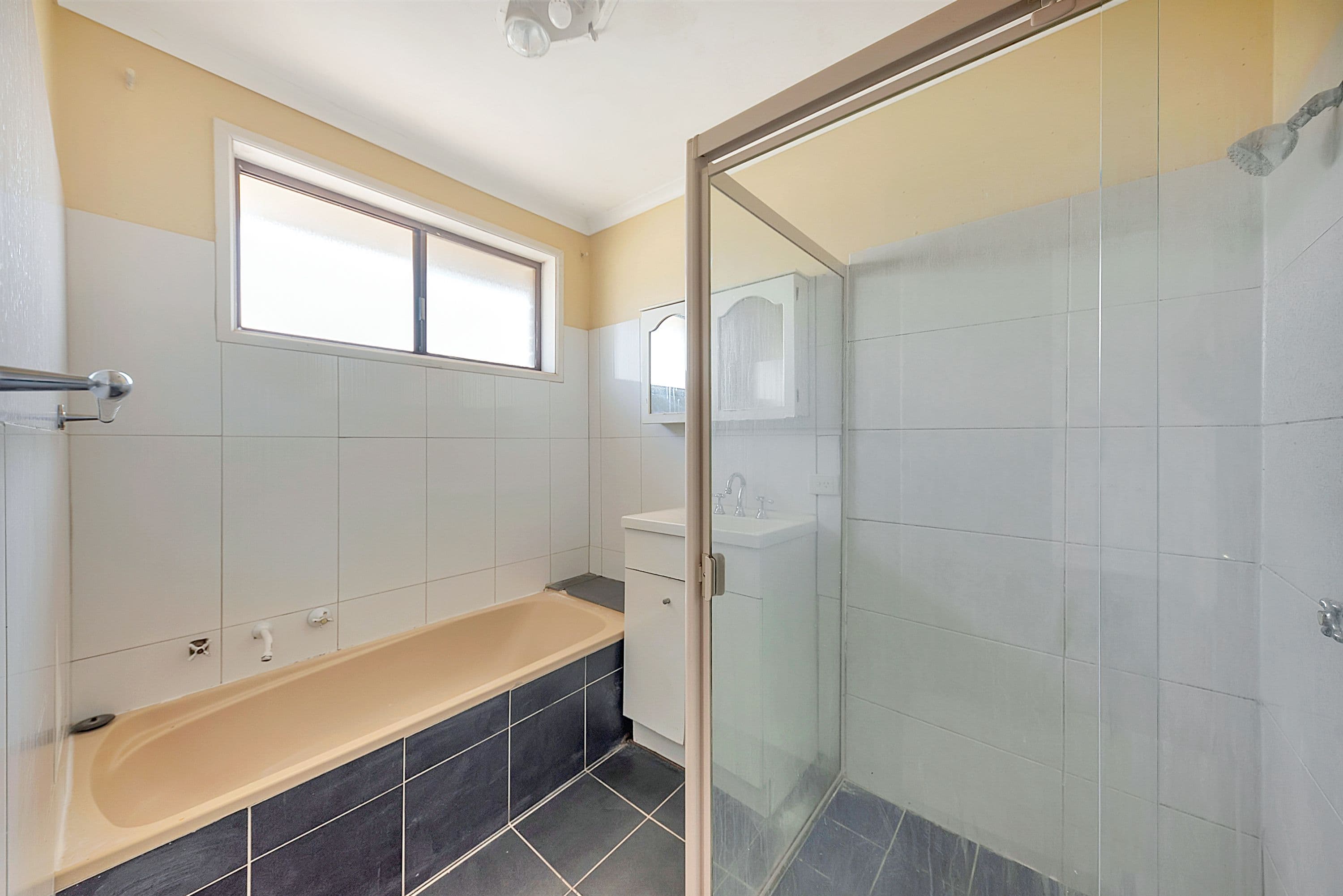 24 Hall Crescent, Burton SA 5110, Burton - Thumbnail 6