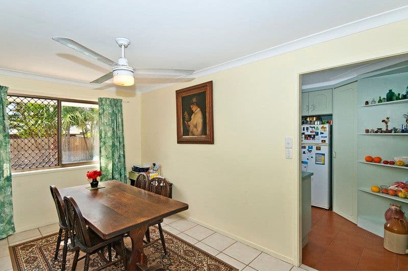 13 Sycamore Place, PALM BEACH QLD 4221, Palm Beach - Thumbnail 7