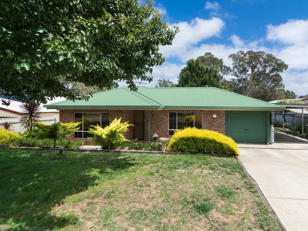 11 Ware Close, Mount Barker SA 5251, Mount Barker - Image 1