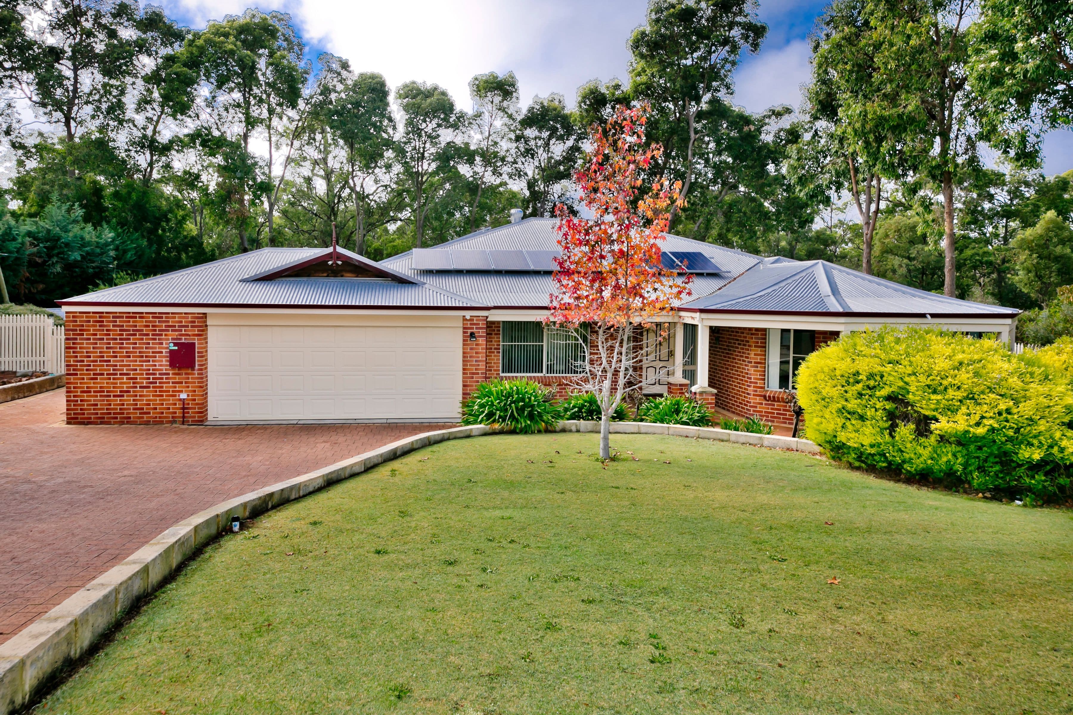 16 Massey Turn, Mundaring WA 6073, Mundaring - Image 1