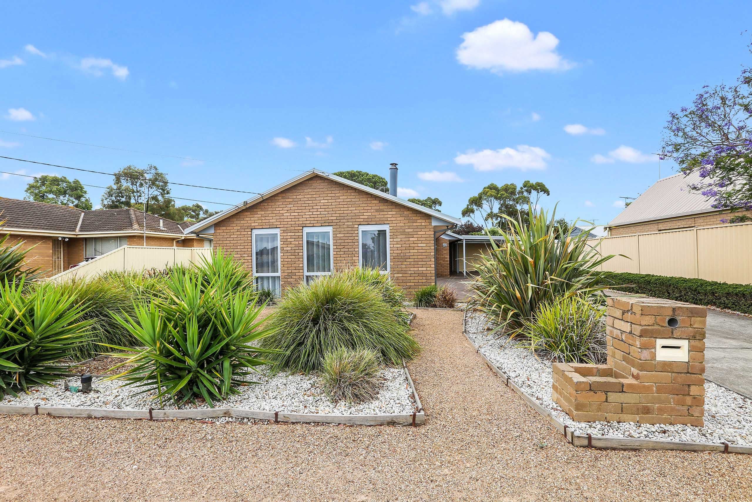 42 Smeaton Close, Lara VIC 3212, Lara - Image 1