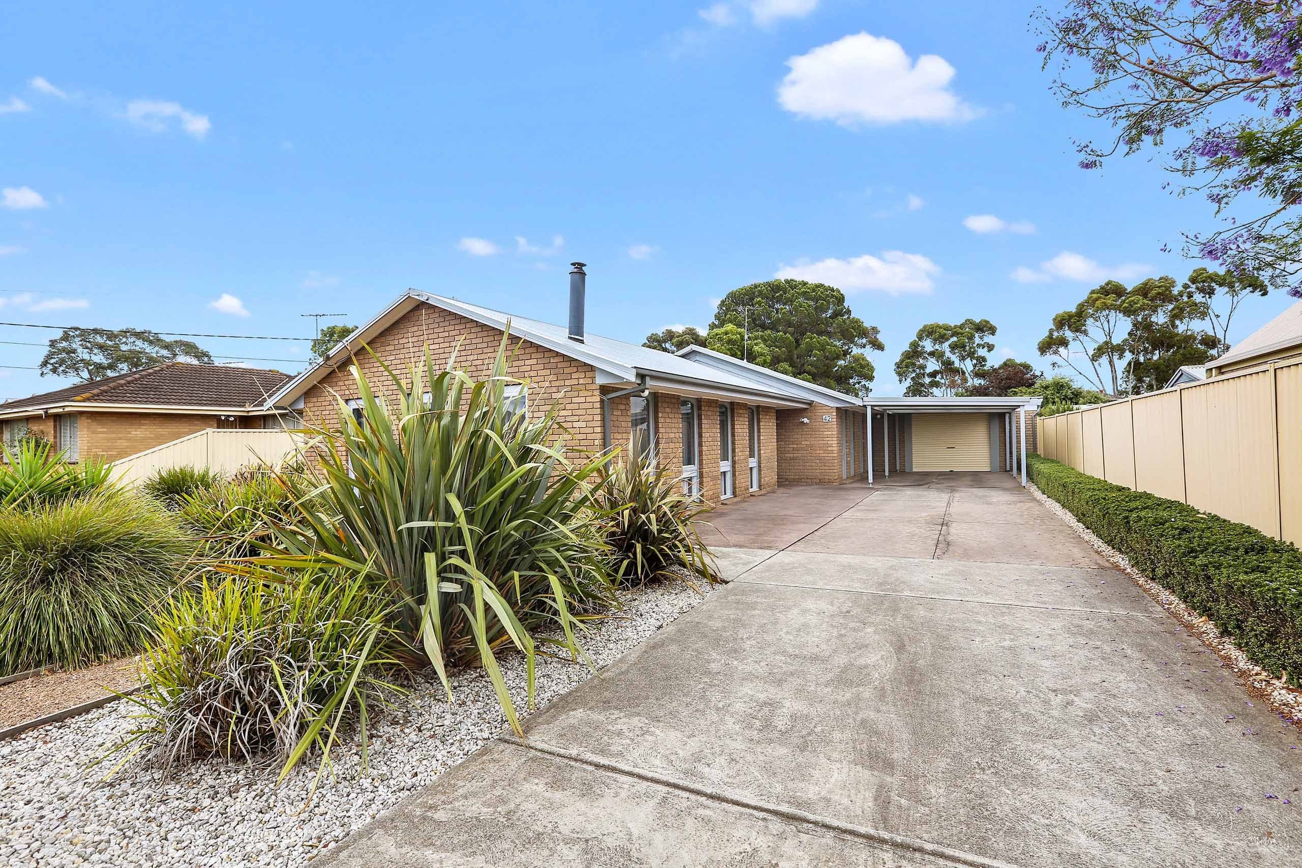 42 Smeaton Close, Lara VIC 3212, Lara - Thumbnail 2
