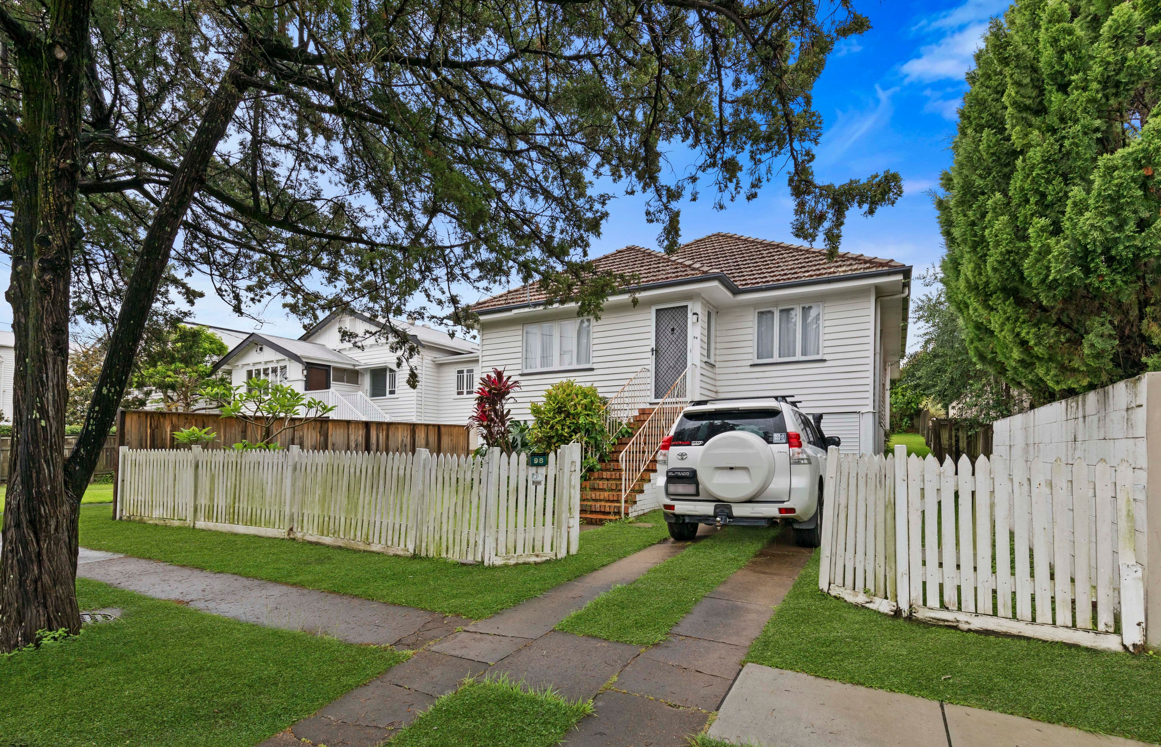 98 Barlow Street, Clayfield QLD 4011, Clayfield - Image 1