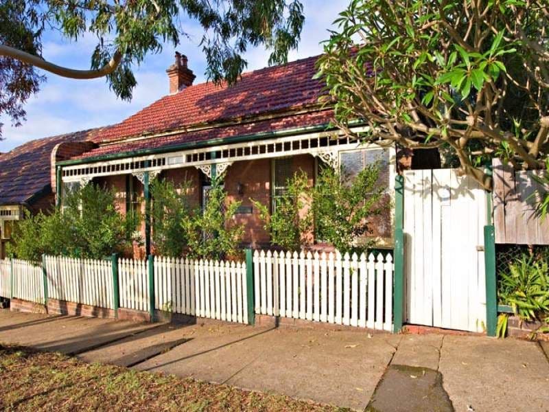 106 Railway Avenue, STANMORE NSW 2048, Stanmore - Image 1