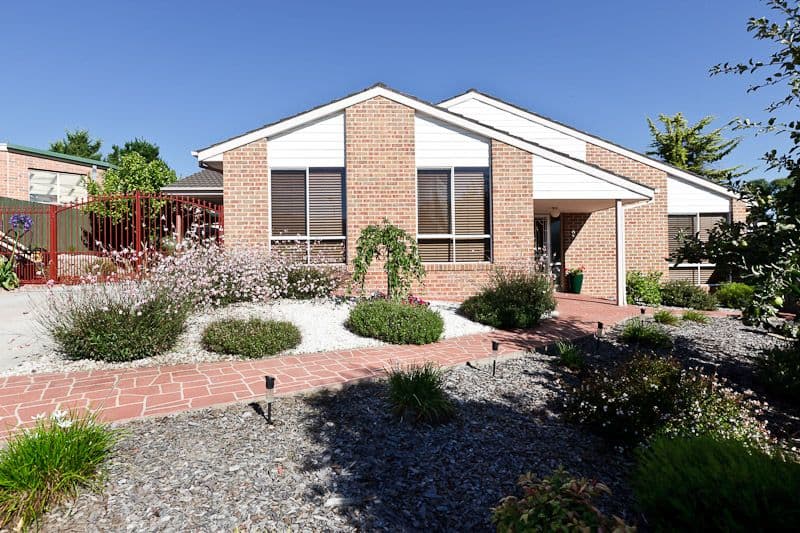 2 Hickenbotham Street, GORDON ACT 2906, Gordon - Image 1
