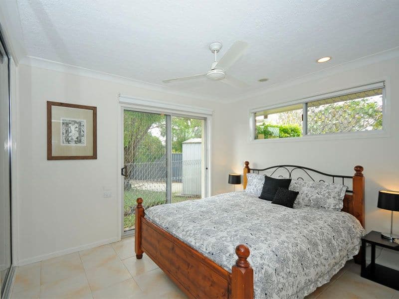 19 Satinwood Place, PALM BEACH QLD 4221, Palm Beach - Thumbnail 7