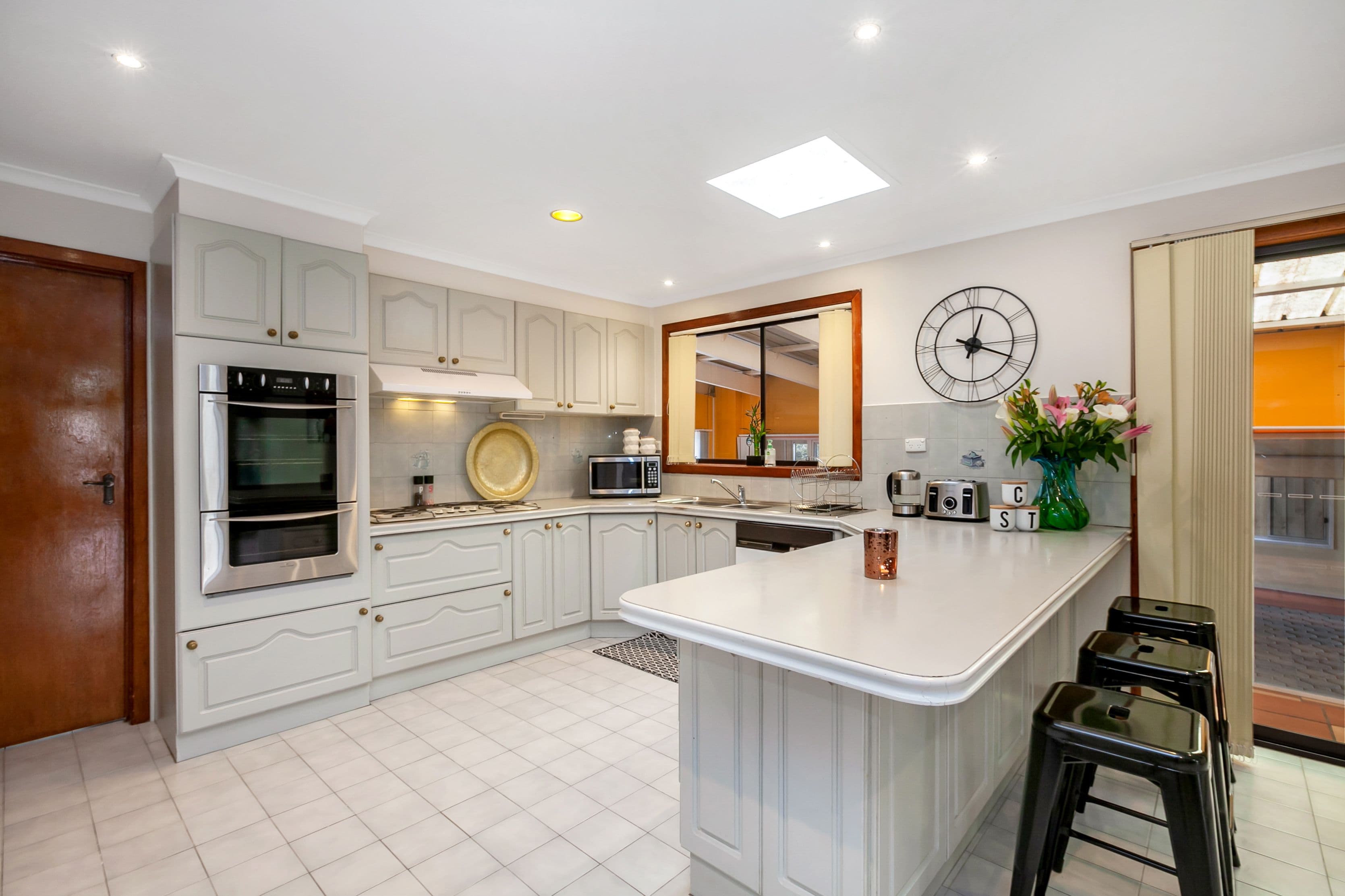 9 Calwell Court, Mill Park VIC 3082, Mill Park - Thumbnail 2