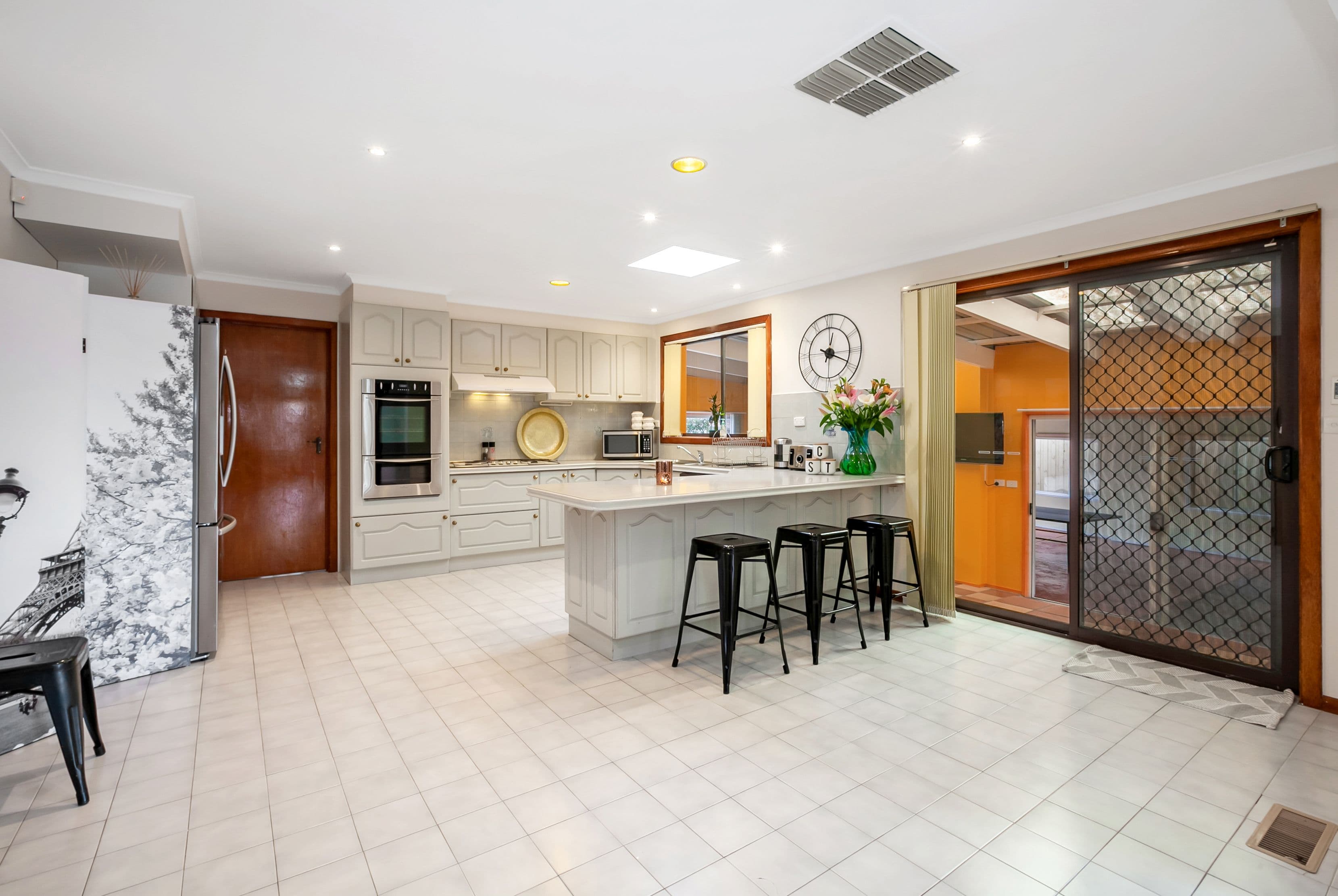 9 Calwell Court, Mill Park VIC 3082, Mill Park - Thumbnail 3