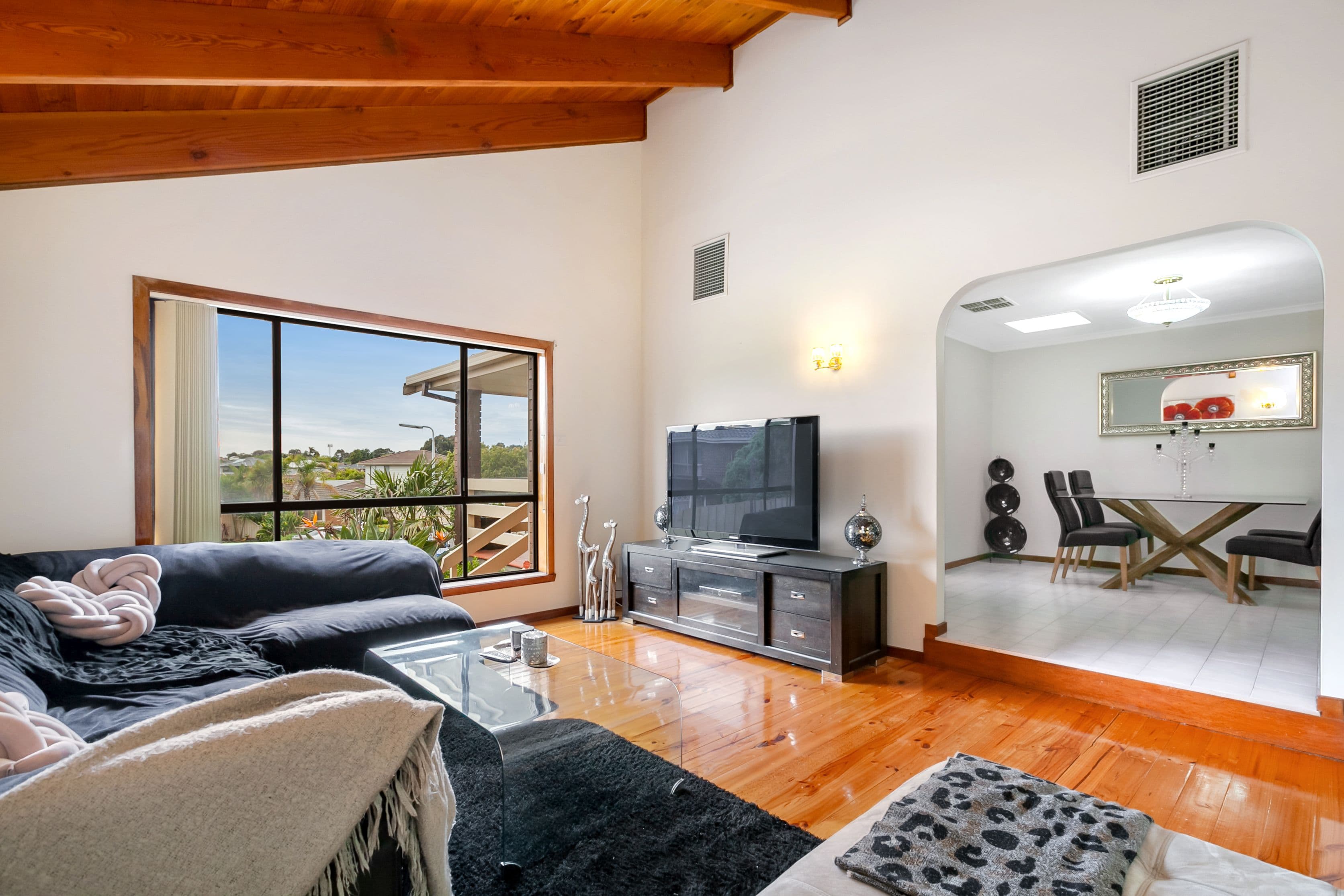 9 Calwell Court, Mill Park VIC 3082, Mill Park - Thumbnail 5
