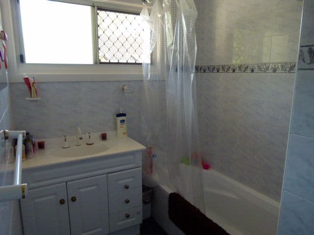 6 Petrie Street, LEICHHARDT QLD 4305, Leichhardt - Thumbnail 8