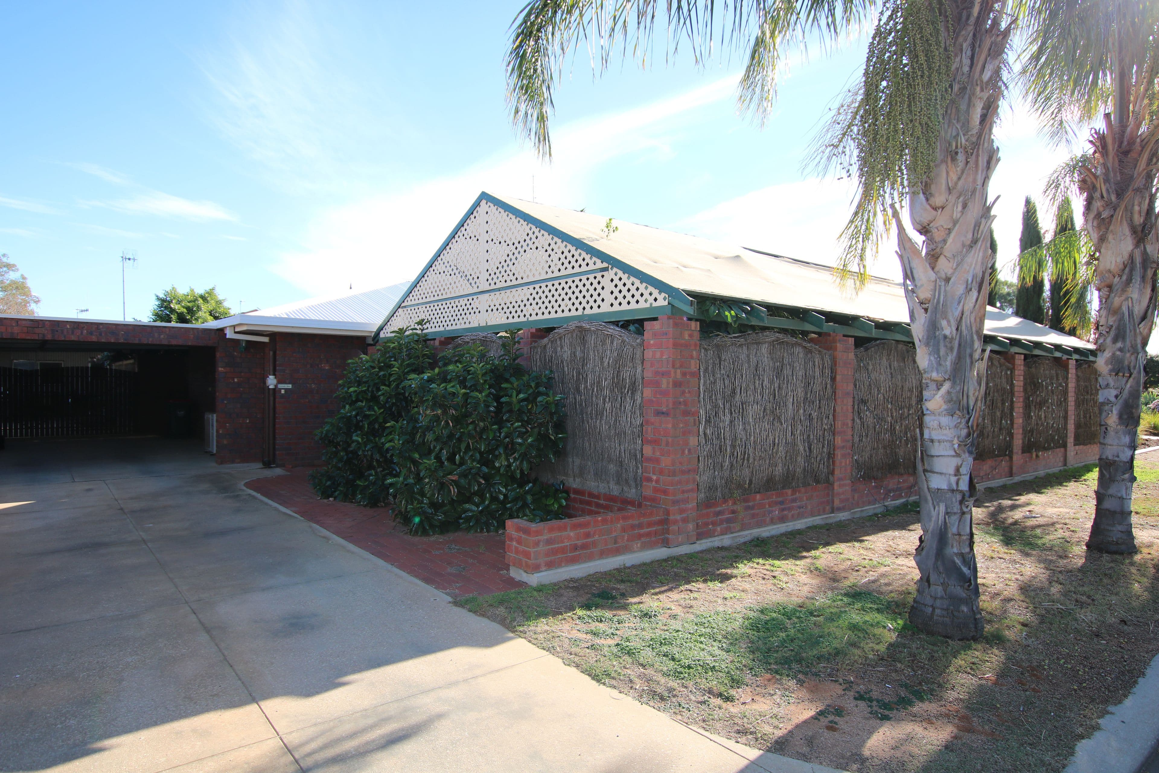 1 Pfitzner Crescent, Loxton SA 5333, Loxton - Thumbnail 2