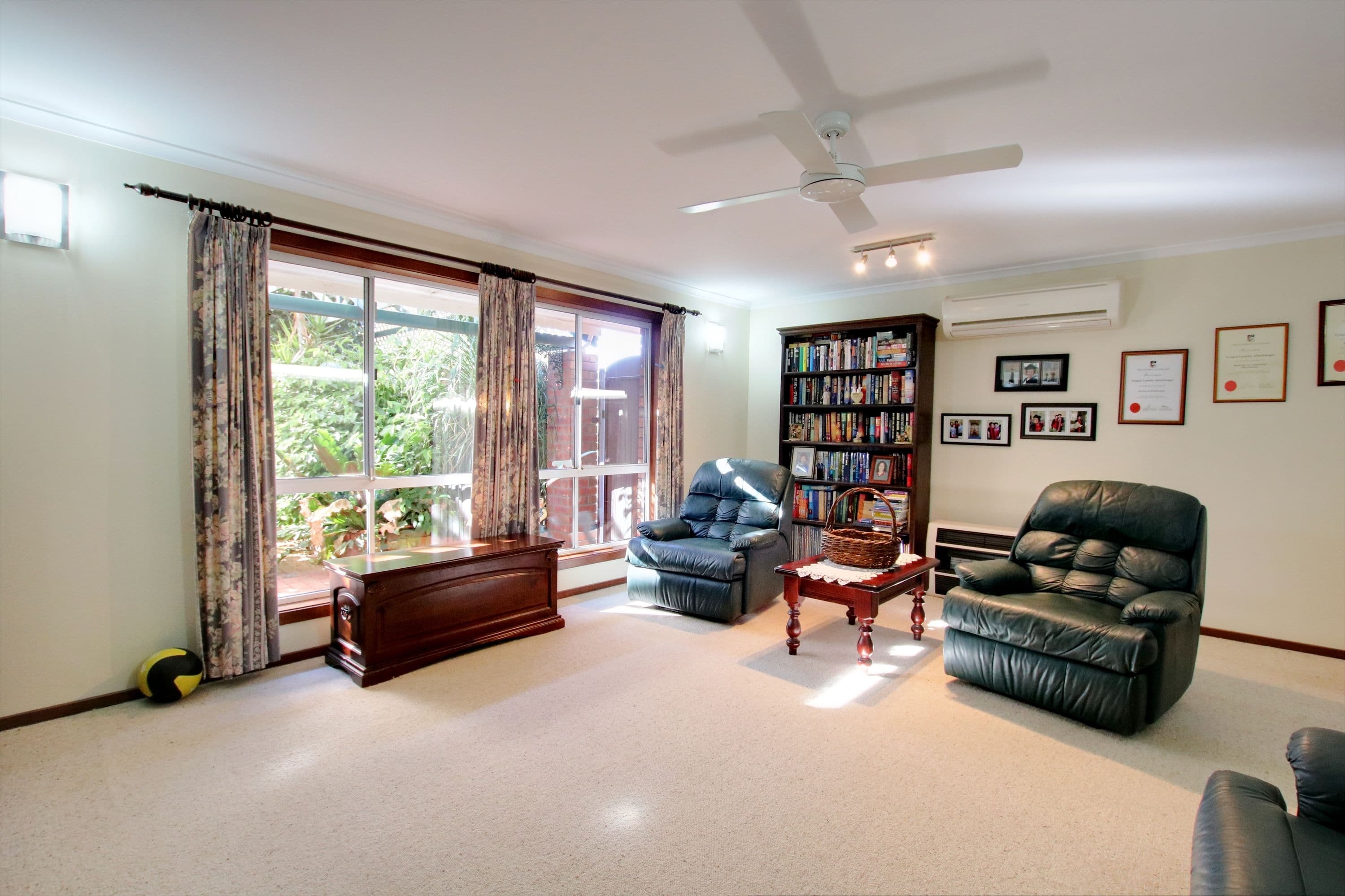 1 Pfitzner Crescent, Loxton SA 5333, Loxton - Thumbnail 4