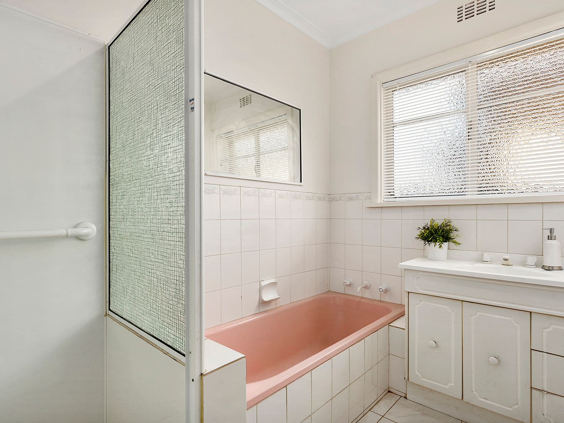 5 Deakin Street, Mitcham VIC 3132, Mitcham - Thumbnail 7