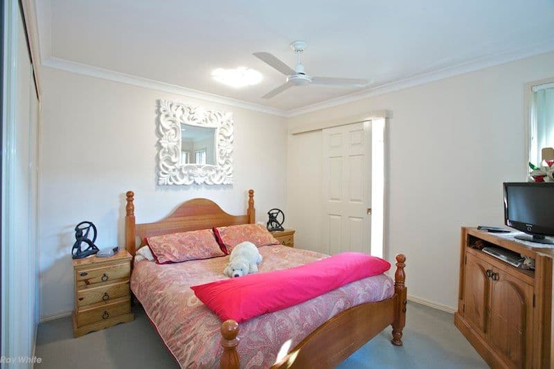 24 Logan Terrace, DECEPTION BAY QLD 4508, Deception Bay - Thumbnail 5