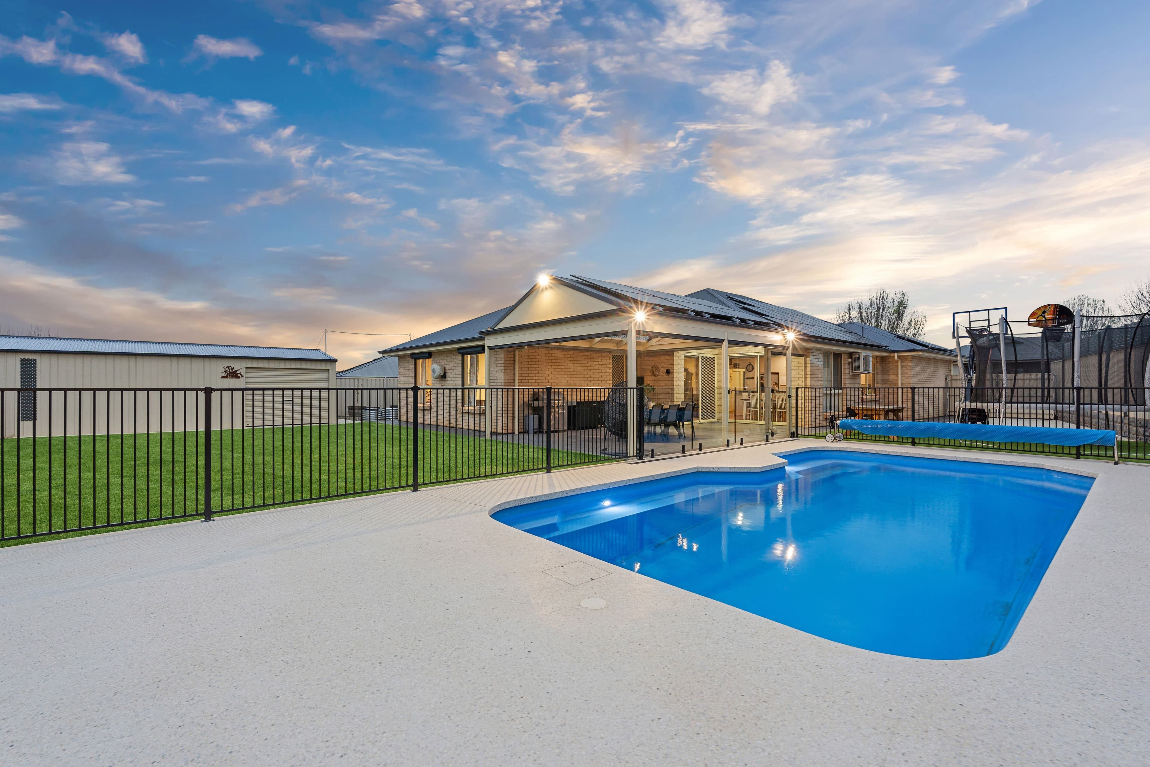 6 DAVEY Street, Strathalbyn SA 5255, Strathalbyn - Image 1