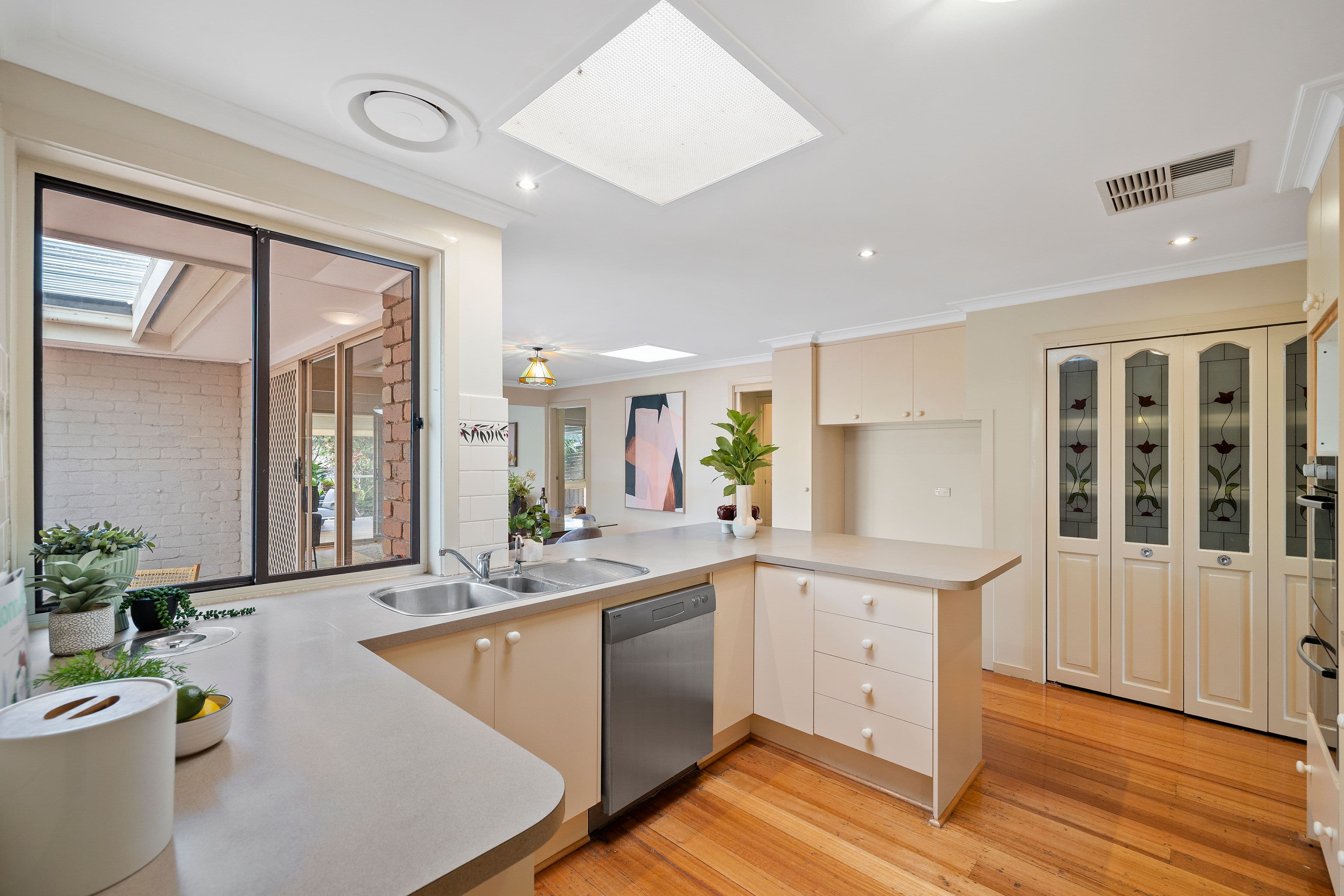 28 Nerissa Street, Ferntree Gully VIC 3156, Ferntree Gully - Thumbnail 6