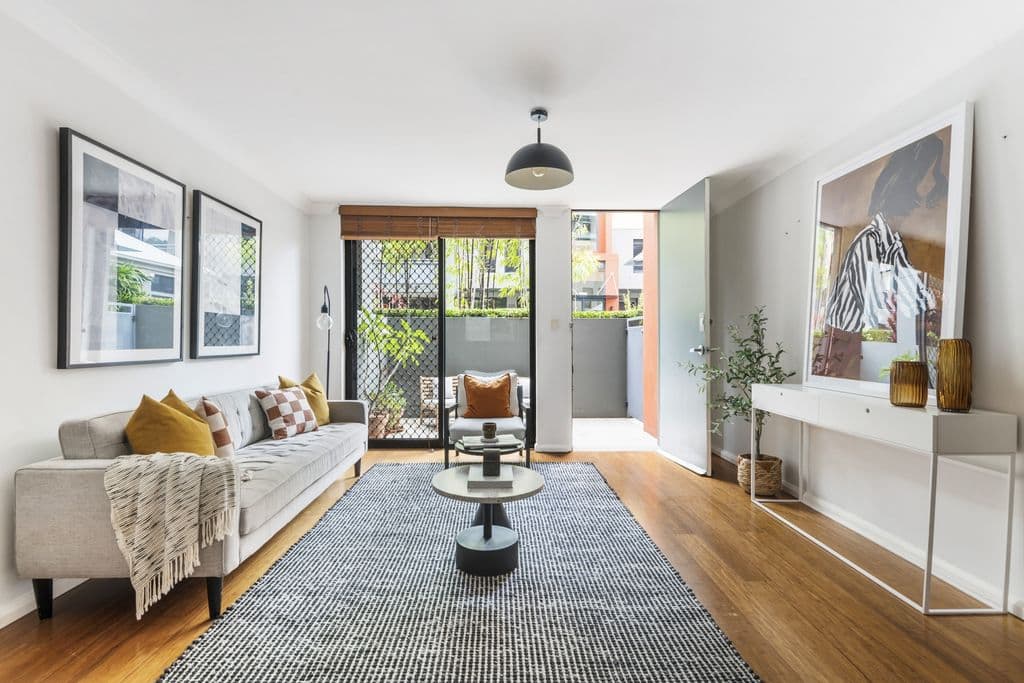 14/18-20 Newton Street, Alexandria - Image 1