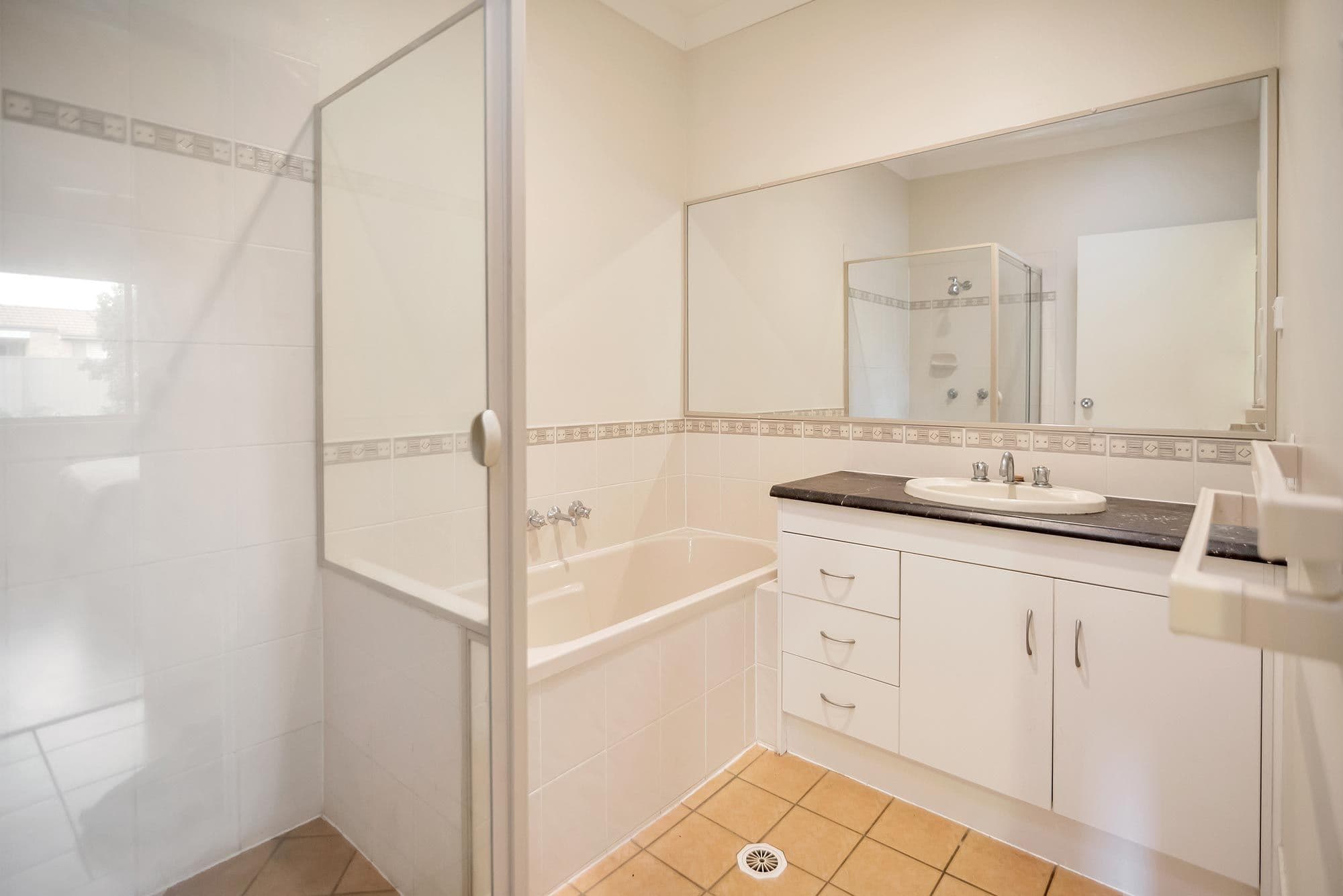 16 Old Kent Road, Upper Coomera QLD 4209, Upper Coomera - Thumbnail 5
