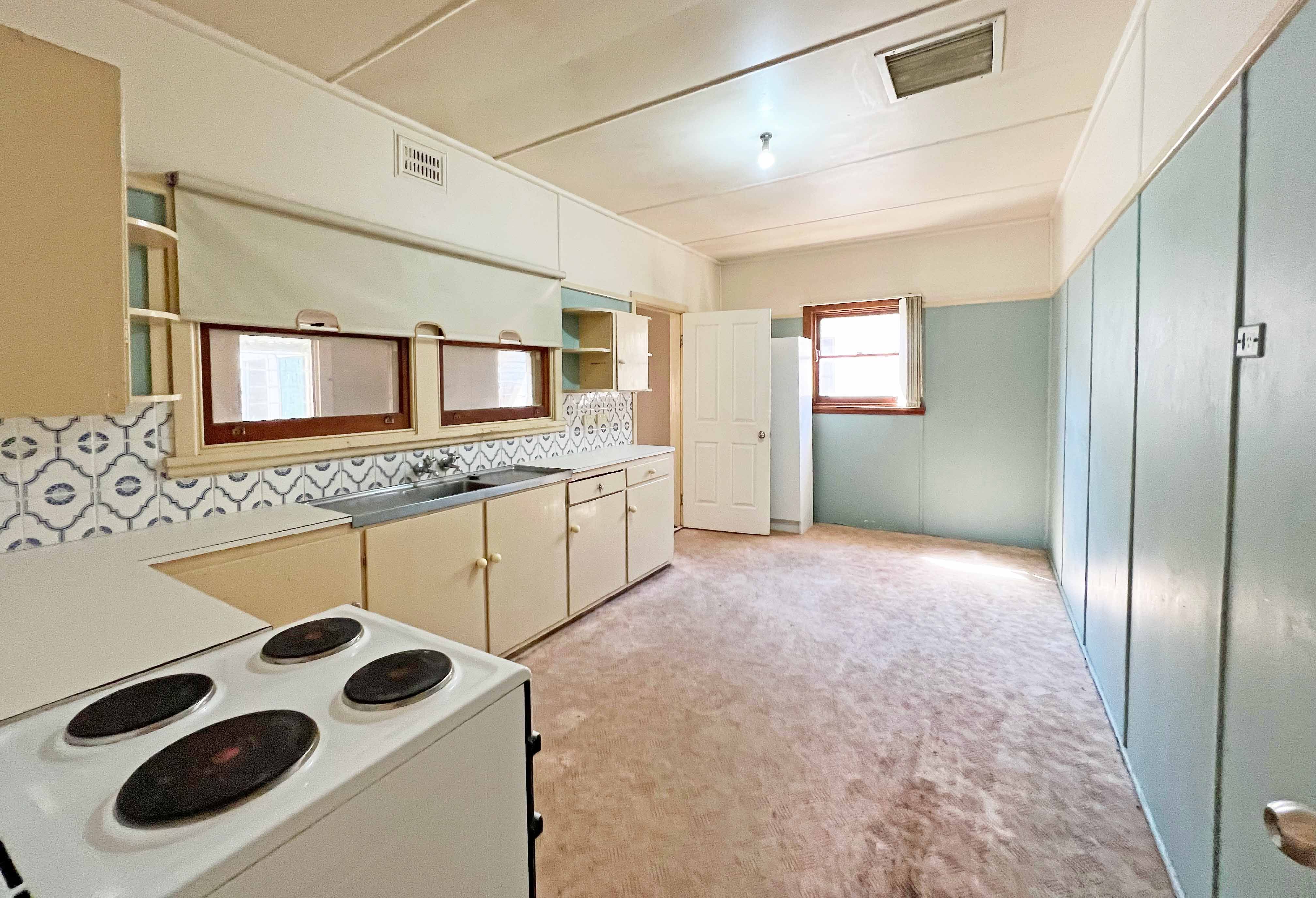 17 Thomson Street, Forbes NSW 2871, Forbes - Thumbnail 3