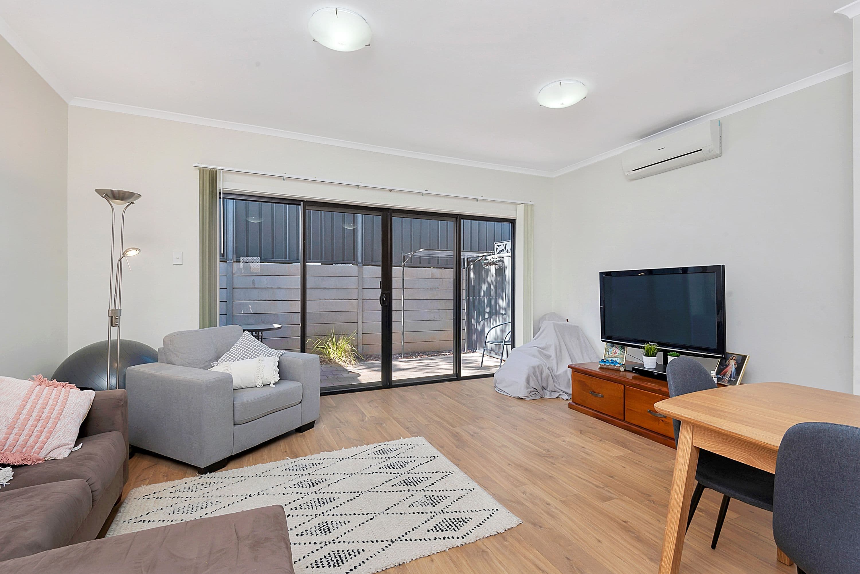 23 GREENVIEW Place, Blakeview SA 5114, Blakeview - Thumbnail 2