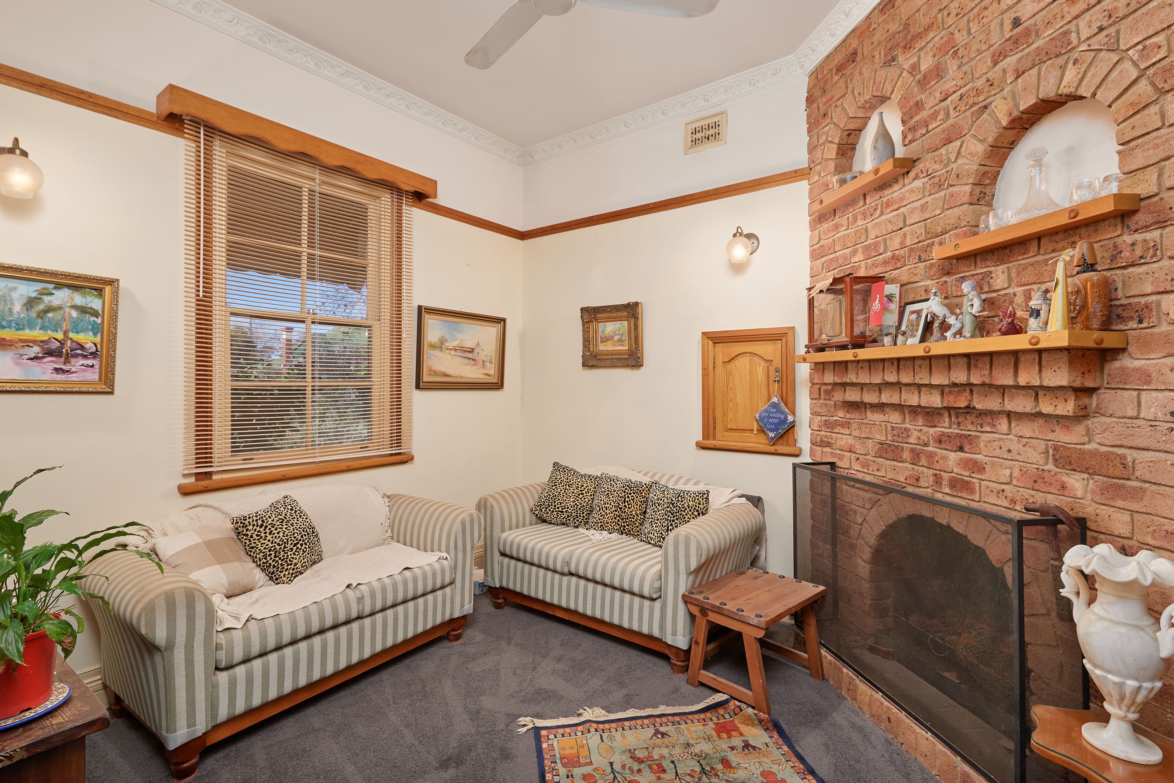 14 McKinnon Street, Wagga Wagga NSW 2650, Wagga Wagga - Thumbnail 2