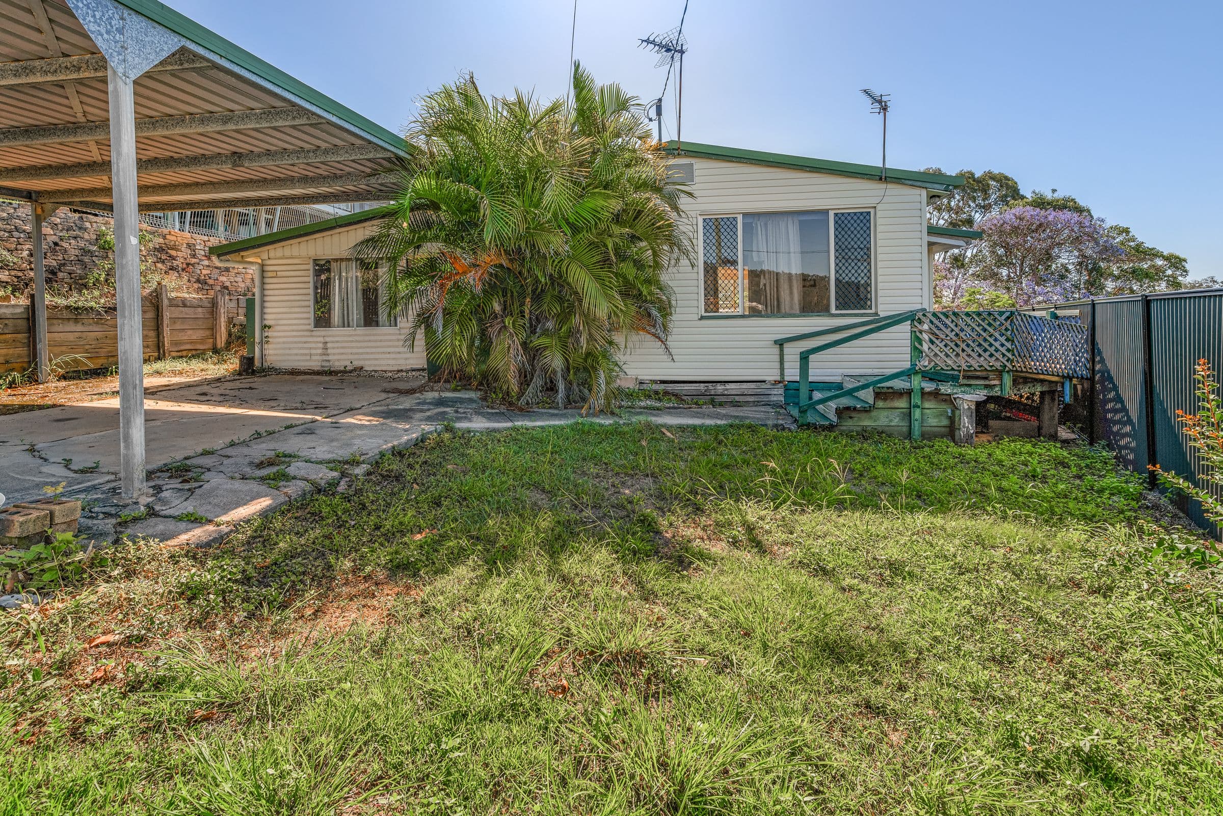 18 Walters Avenue, West Gladstone QLD 4680, West Gladstone - Image 1