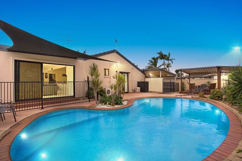20 Bowline Road, Mermaid Waters QLD 4218, Mermaid Waters - Thumbnail 2