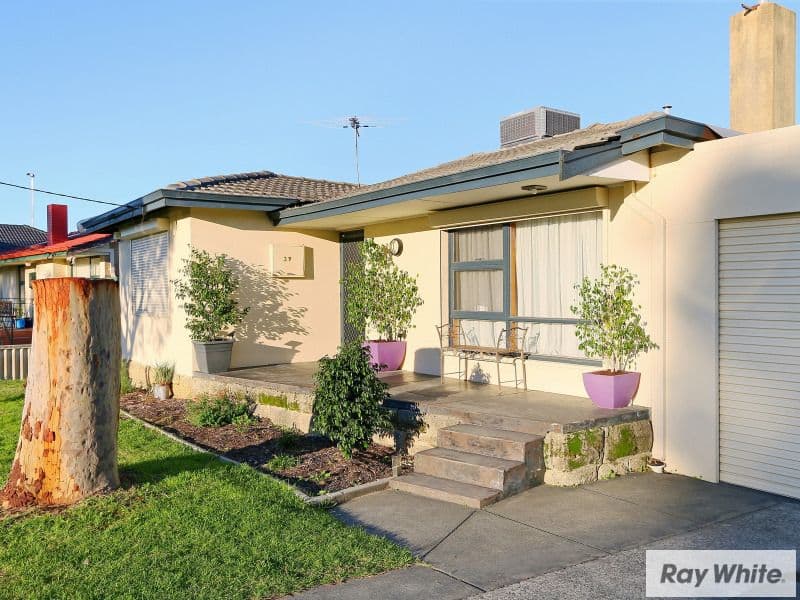 39 Saturn Street, Beckenham WA 6107, Beckenham - Image 1