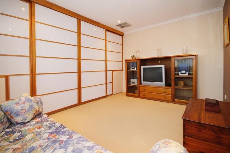 6 Caspian Terrace, CANNING VALE WA 6155, Canning Vale - Thumbnail 7