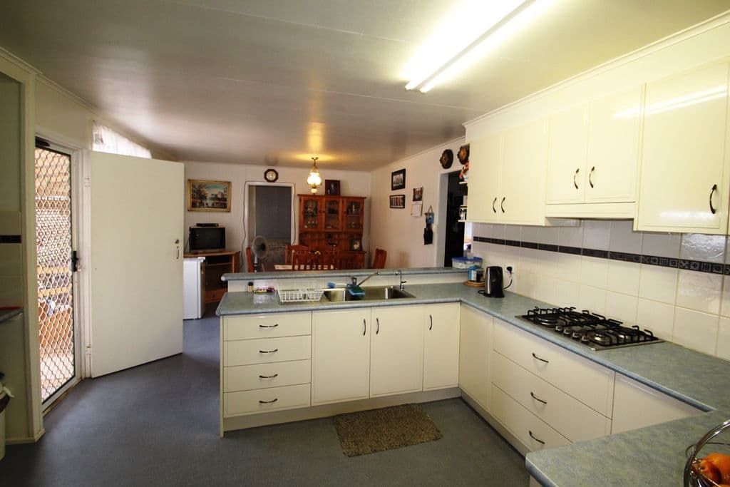 95 Schoch Road, Rosenthal Heights QLD 4370, Rosenthal Heights - Thumbnail 4