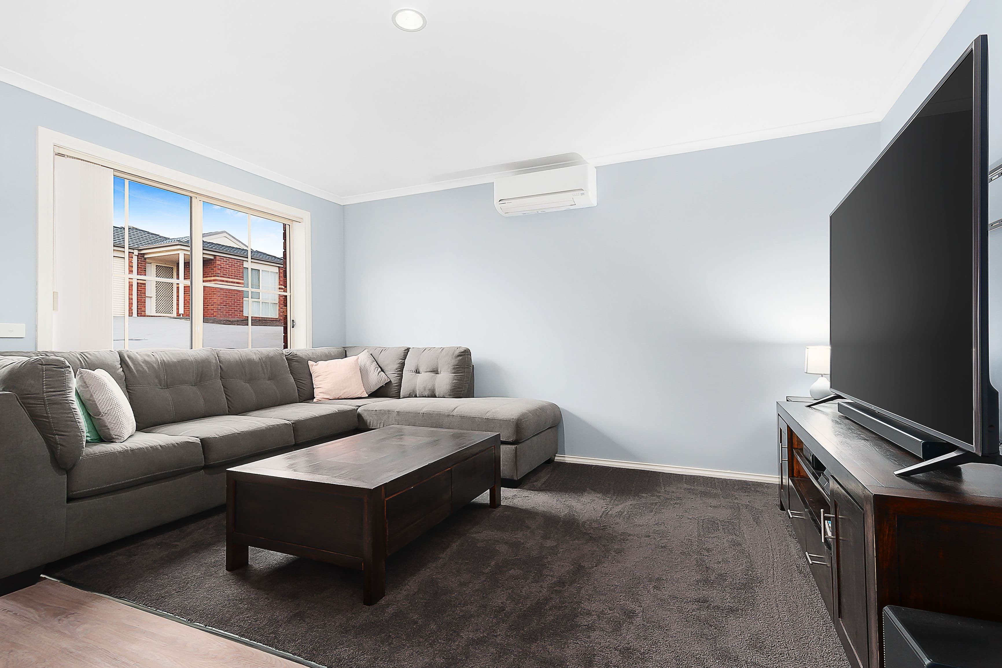12 Renlik Court, Pakenham VIC 3810, Pakenham - Thumbnail 2