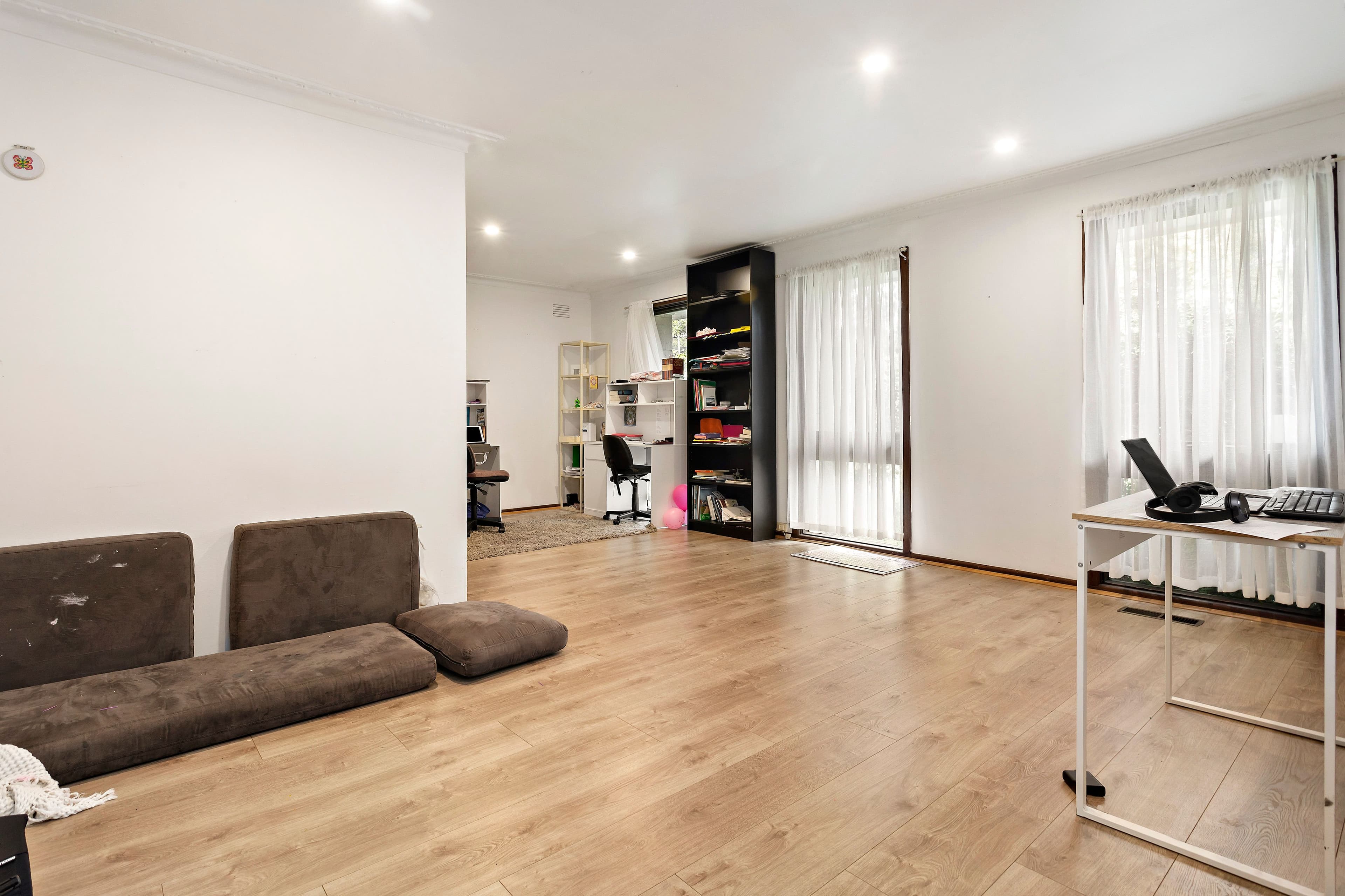 29 Golden Grove, Glen Waverley VIC 3150, Glen Waverley - Thumbnail 5