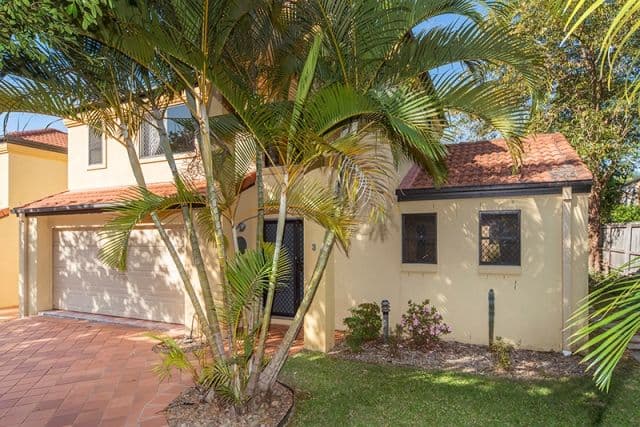 118 Pohlman Street, SOUTHPORT QLD 4215, Southport - Image 1