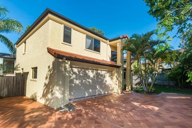 118 Pohlman Street, SOUTHPORT QLD 4215, Southport - Thumbnail 8