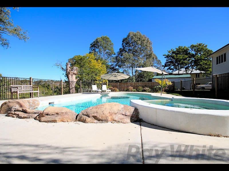 18 Burke Street, BARELLAN POINT QLD 4306, Barellan Point - Thumbnail 2