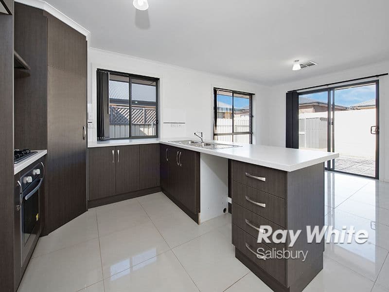 7 Maple Leaf Court, Munno Para West SA 5115, Munno Para West - Thumbnail 5