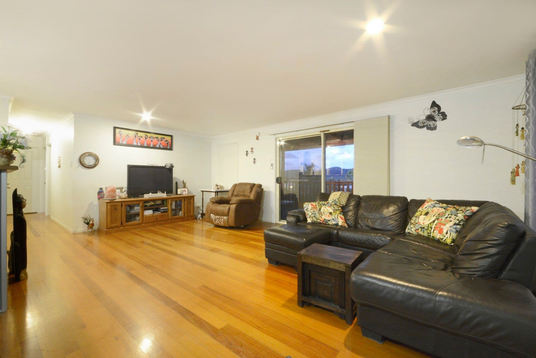 10 South Molle Boulevard, Cannonvale QLD 4802, Cannonvale - Thumbnail 2