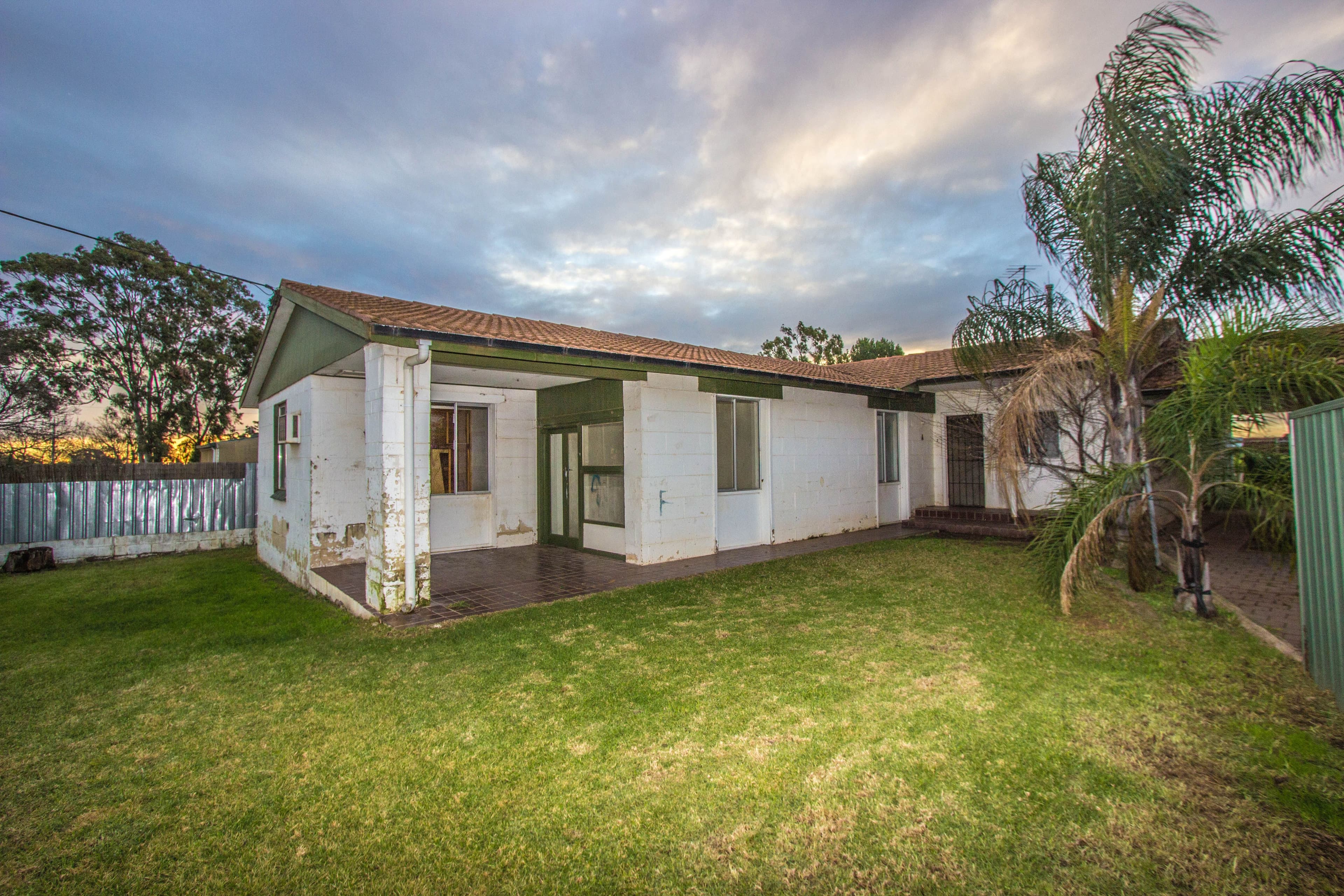 25 Watermain Street, Narrandera - Thumbnail 2