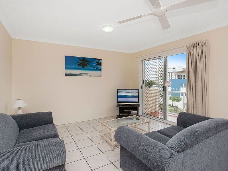 1 Tallebudgera Drive, Palm Beach QLD 4221, Palm Beach - Thumbnail 4