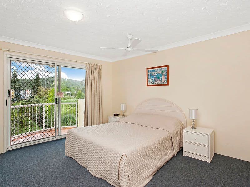 1 Tallebudgera Drive, Palm Beach QLD 4221, Palm Beach - Thumbnail 5